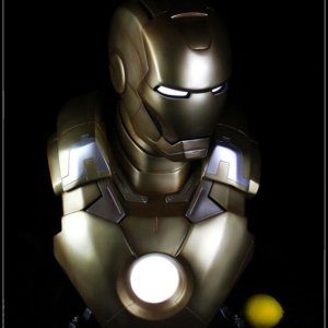 Статуя Железный человек Бюст MK21 Золотой цвет 1/1 Фигурки
