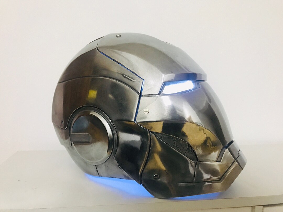 Купить атрибутику Шлем Железный Человек МК 3 Металл Сплав Подсветка мерч